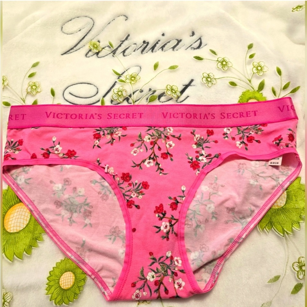 Victoria’s Secret Hiphugger 6/$60